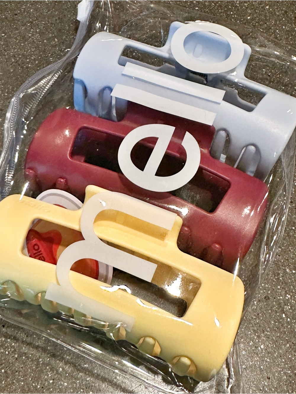 Set of 3 Pastel Hair Claw Clips - Yellow, Burgundy, Light Blue